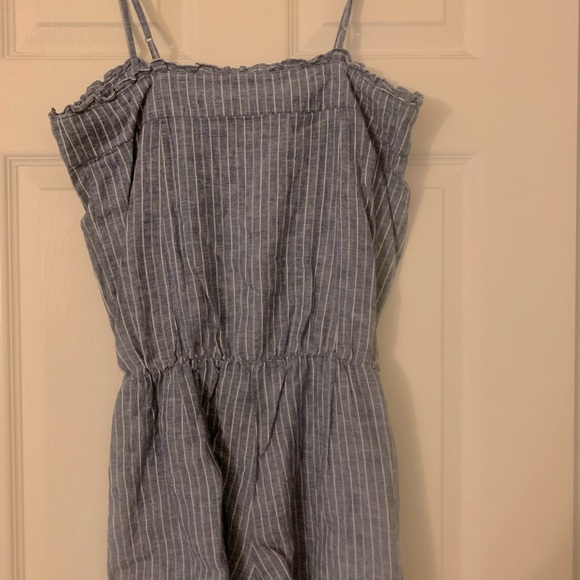 Brand New pinstriped romper - Picture 2 of 4